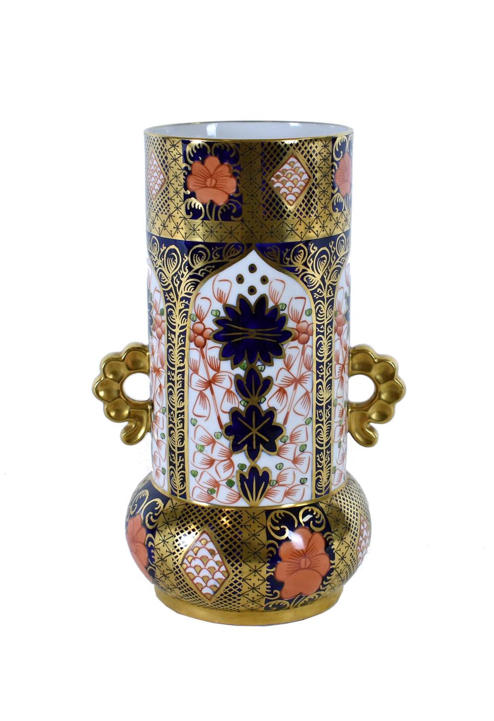 DERBY IMARI DECORATED PORCELAIN