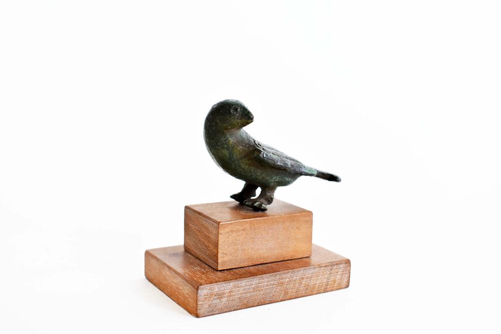 ANCIENT PATINATED BRONZE EAGLEProbably 353ab5