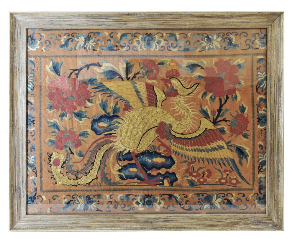 CHINESE GILT AND SILK EMBROIDERED 353b77