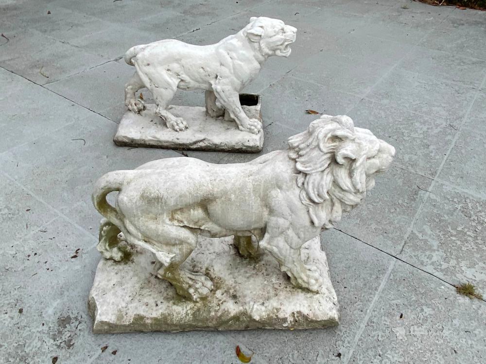 PAIR OF PAINTED CAST CEMENT LIONSDepicting 353c03