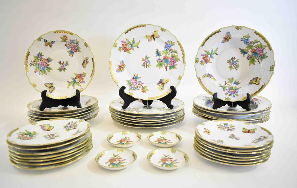 HEREND VICTORIA PATTERN PORCELAIN