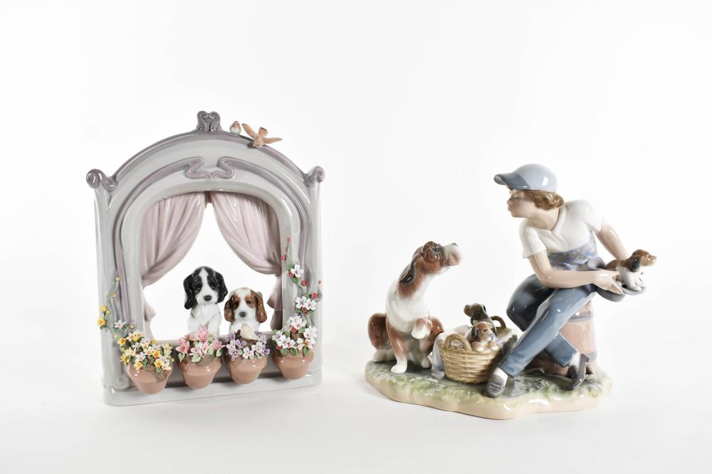 TWO LLADRO PORCELAIN FIGURAL GROUPSEach