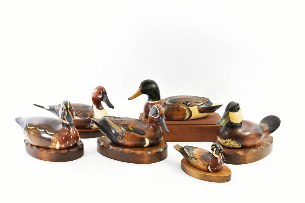 SEVEN PAINTED DUCK DECOYSAll branded 353d8b