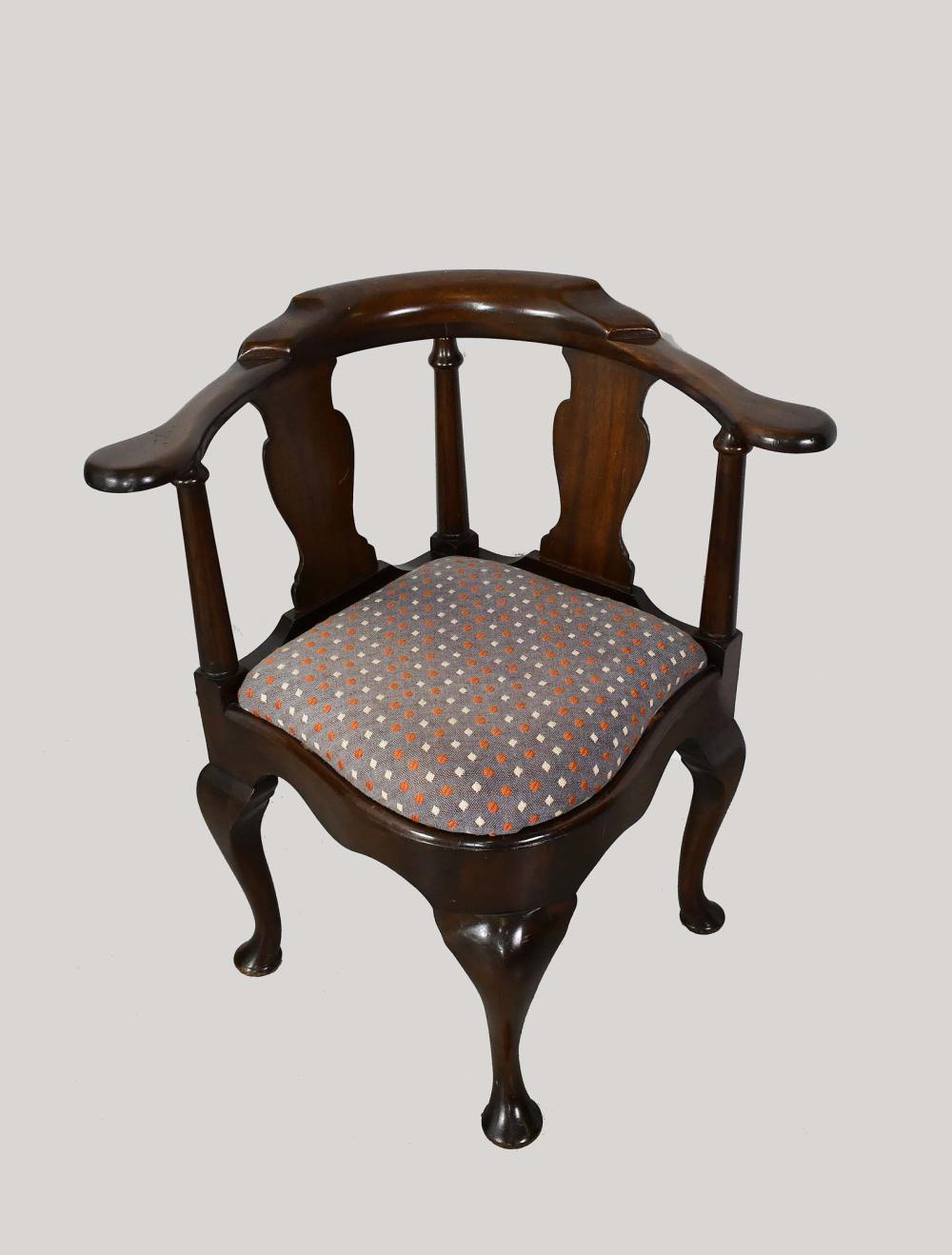 GEORGE III STYLE MAHOGANY CORNER 3540c1