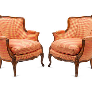 A Pair of Louis XV Beechwood Berg res 19th 20th 351a37