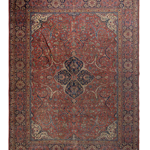 A Tabriz Wool Rug
20th Century
13 feet