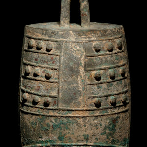 A Chinese Archaic Bronze Bell  351d52