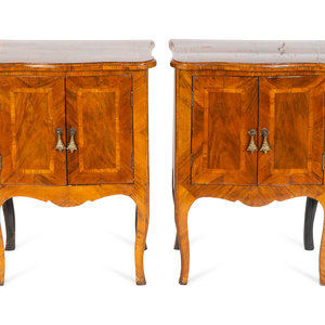 A Pair of Italian Walnut Bedside 351e84