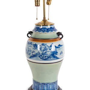 An Asian Blue and White Porcelain 351fd5