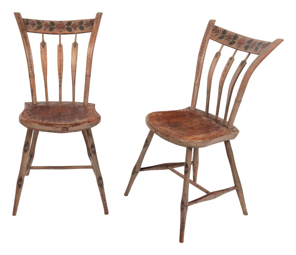 PAIR OF THUMB BACK WINDSOR CHAIRS 3527a2