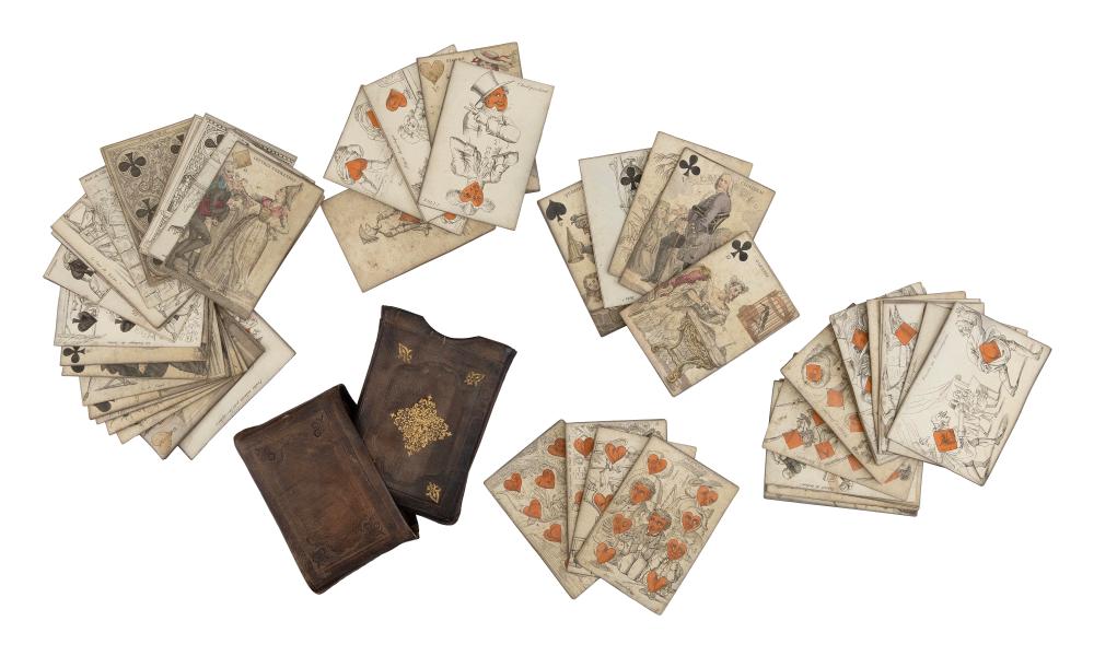 LEATHER CASED SET OF PLAYING CARDS 35280b