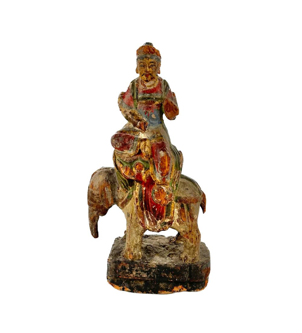 CHINESE WOOD CARVING OF A FIGURE 35285e