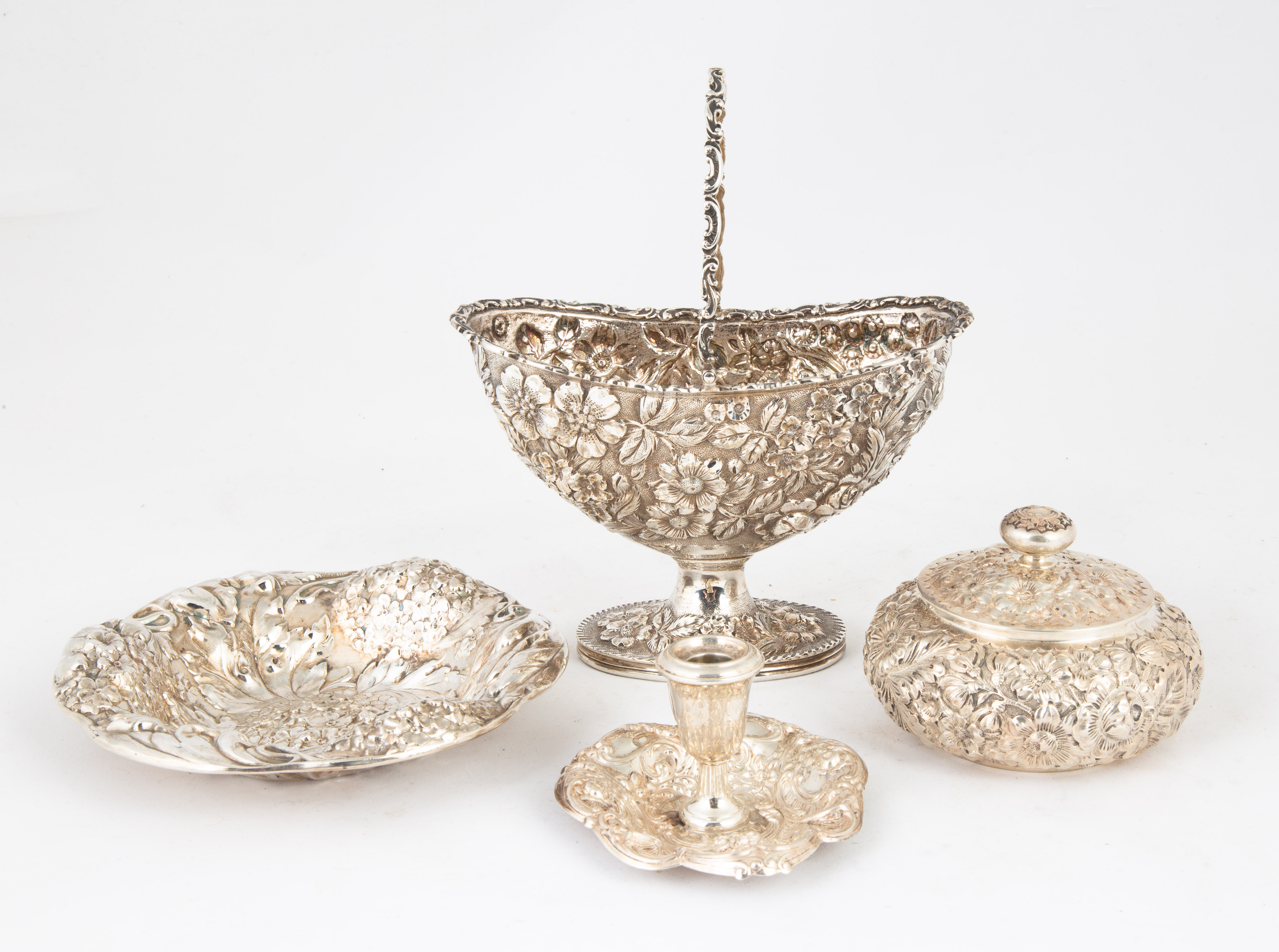 GROUP OF STERLING TABLE ITEMS With 3528f7