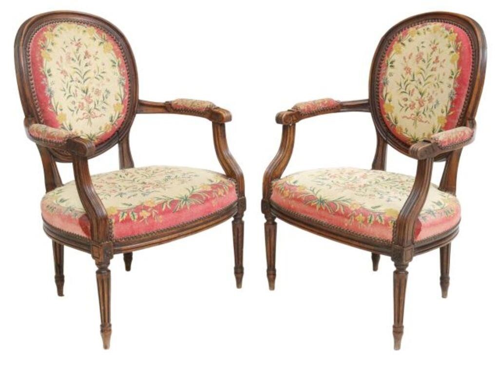  2 FRENCH LOUIS XVI STYLE UPHOLSTERED 3550bf