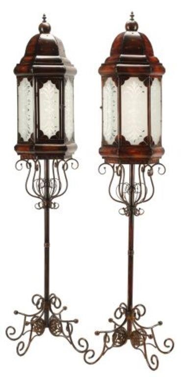  2 WROUGHT IRON TOLE FLOOR CANDLE 355376