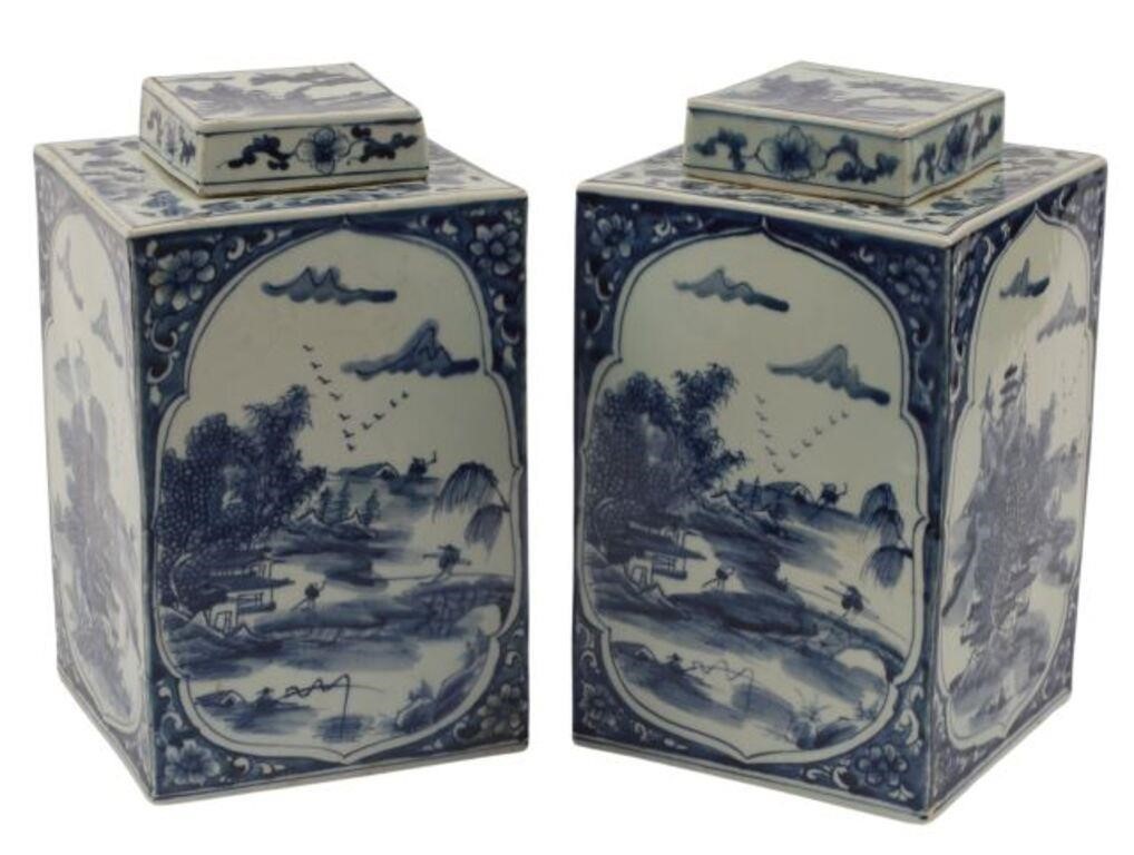 (2) CHINESE BLUE & WHITE PORCELAIN