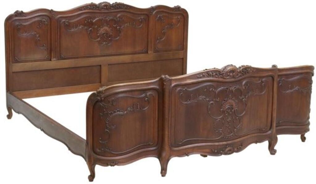 FRENCH LOUIS XV STYLE CARVED WALNUT 3557a8