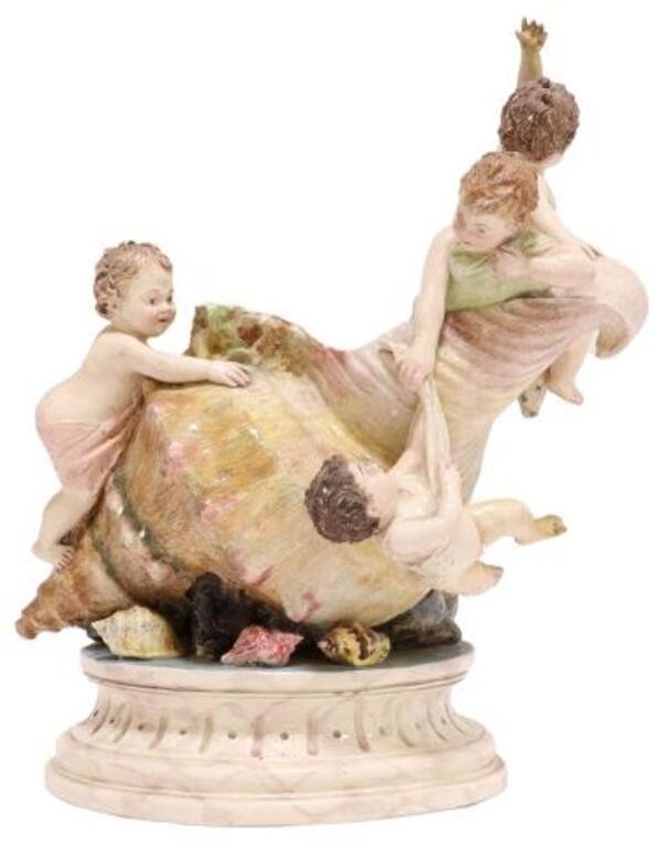 ITALIAN MAJOLICA FIGURAL CONCH 35594b