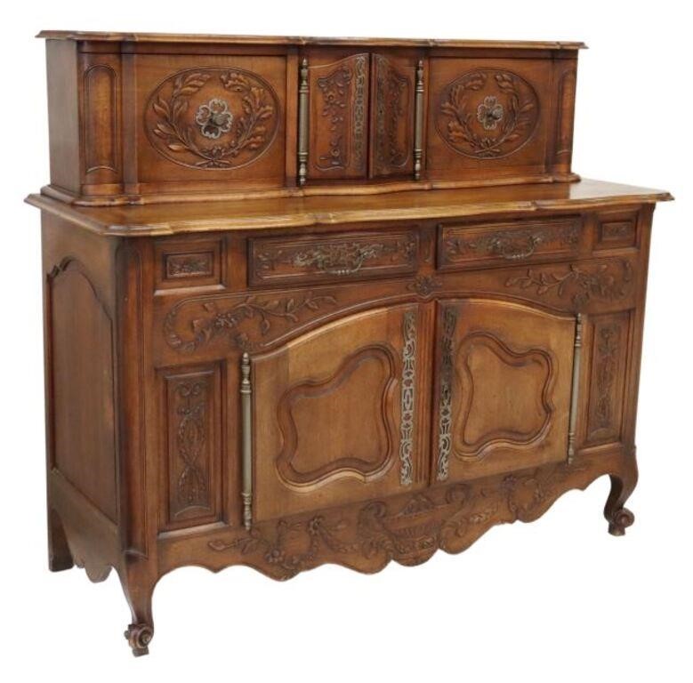 FRENCH PROVINCIAL CARVED WALNUT 355bb0