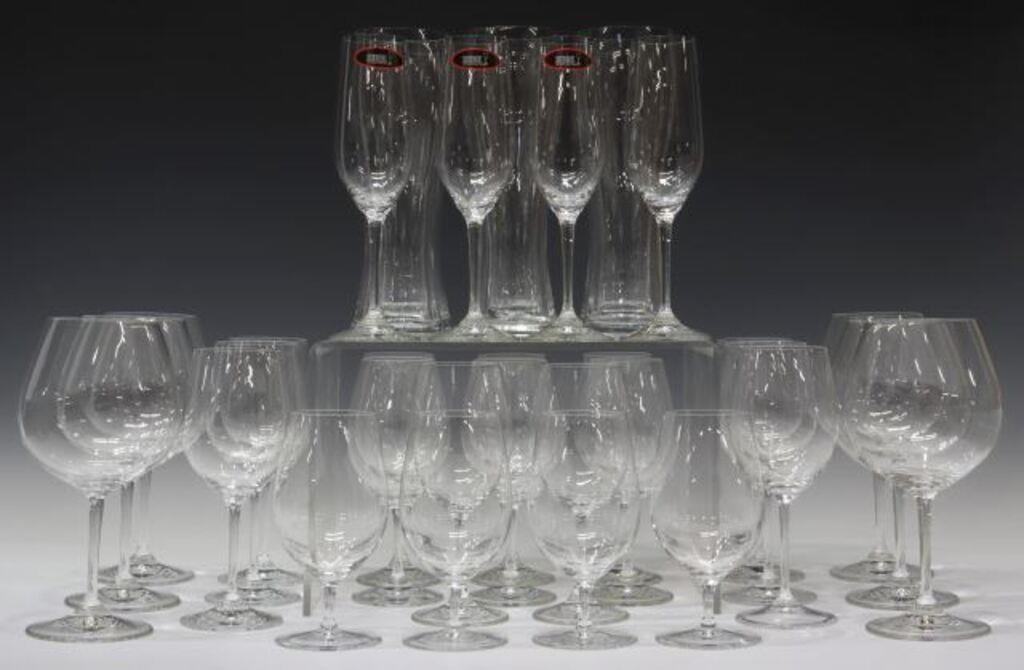 (34) RIEDEL 'VINUM' COLORLESS GLASS