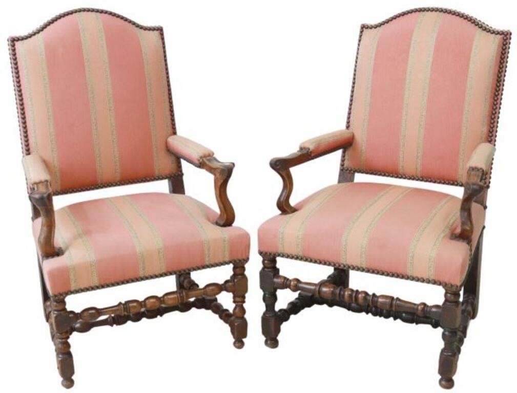  2 FRENCH LOUIS XIII STYLE UPHOLSTERED 35612d