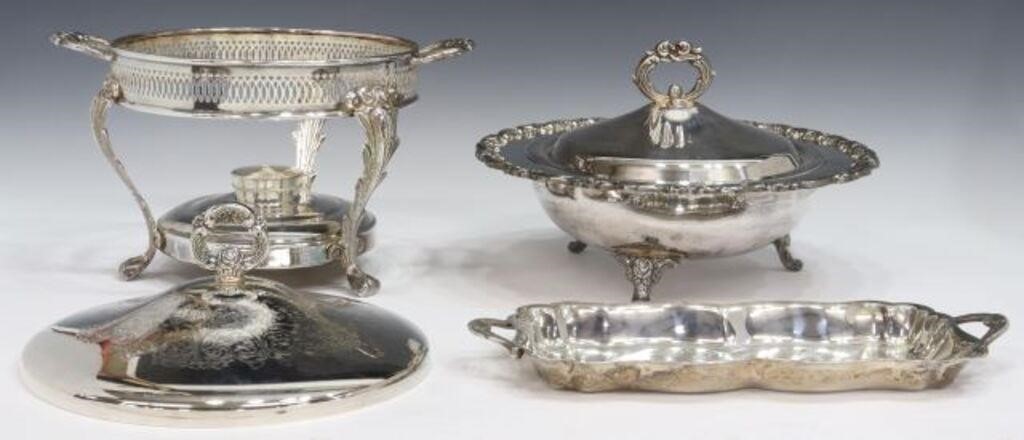  3 SILVERPLATE SERVING PIECES lot 3561e5