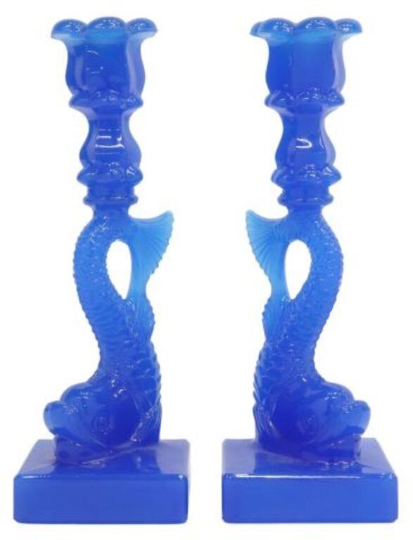 (2) MMA BLUE GLASS DOLPHIN CANDLESTICKS(pair)