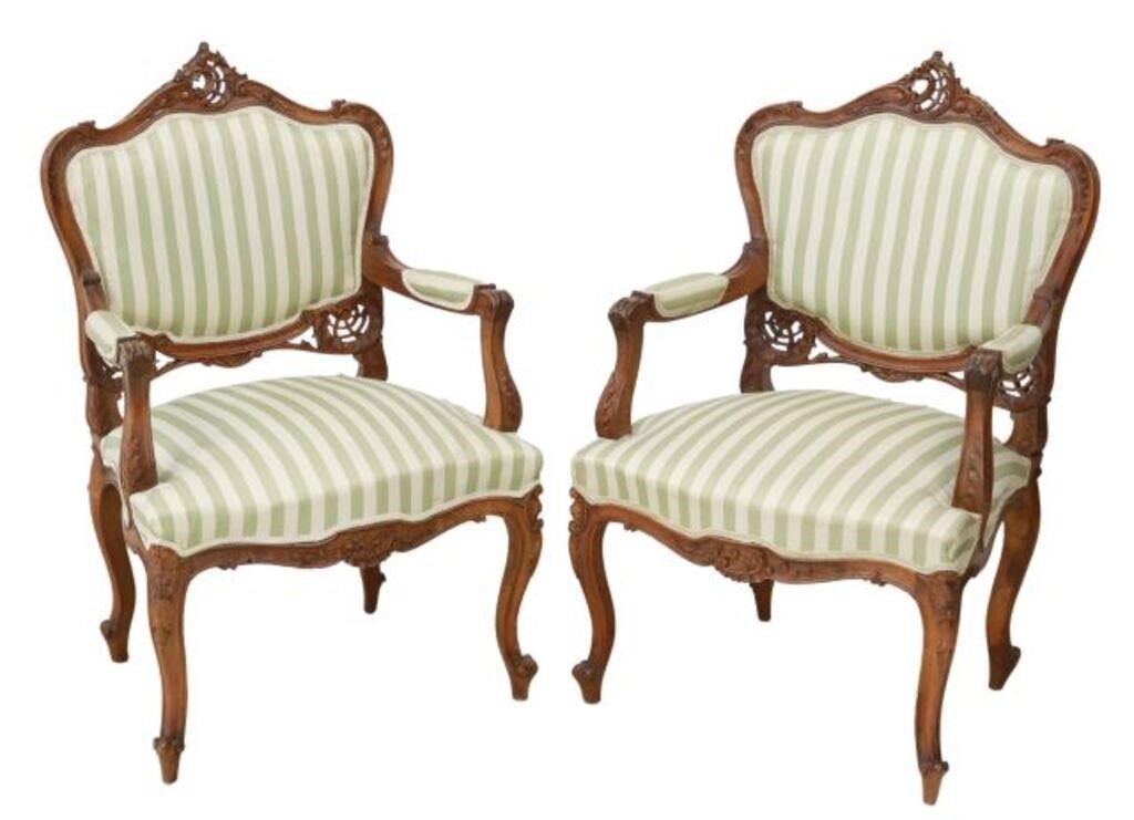  2 LOUIS XV STYLE UPHOLSTERED 356282