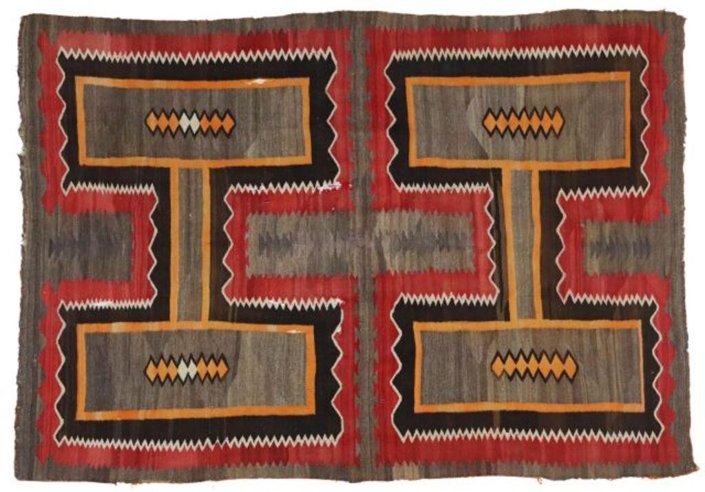 NATIVE AMERICAN NAVAJO WOVEN RUG,