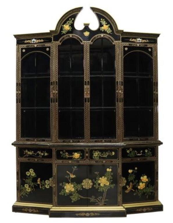 CHINOISERIE PARCEL GILT BREAKFRONT