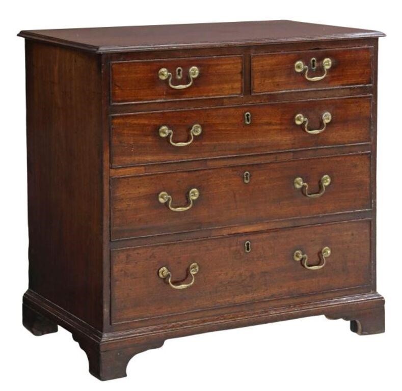 ENGLISH GEORGIAN MAHOGANY CHEST 35677b