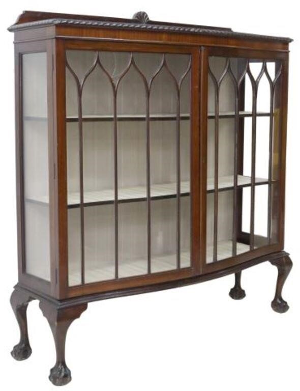 ENGLISH MAHOGANY DISPLAY CHINA CABINETEnglish