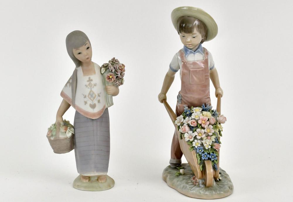 TWO LLADRO PORCELAIN FIGURESSigned  3541db