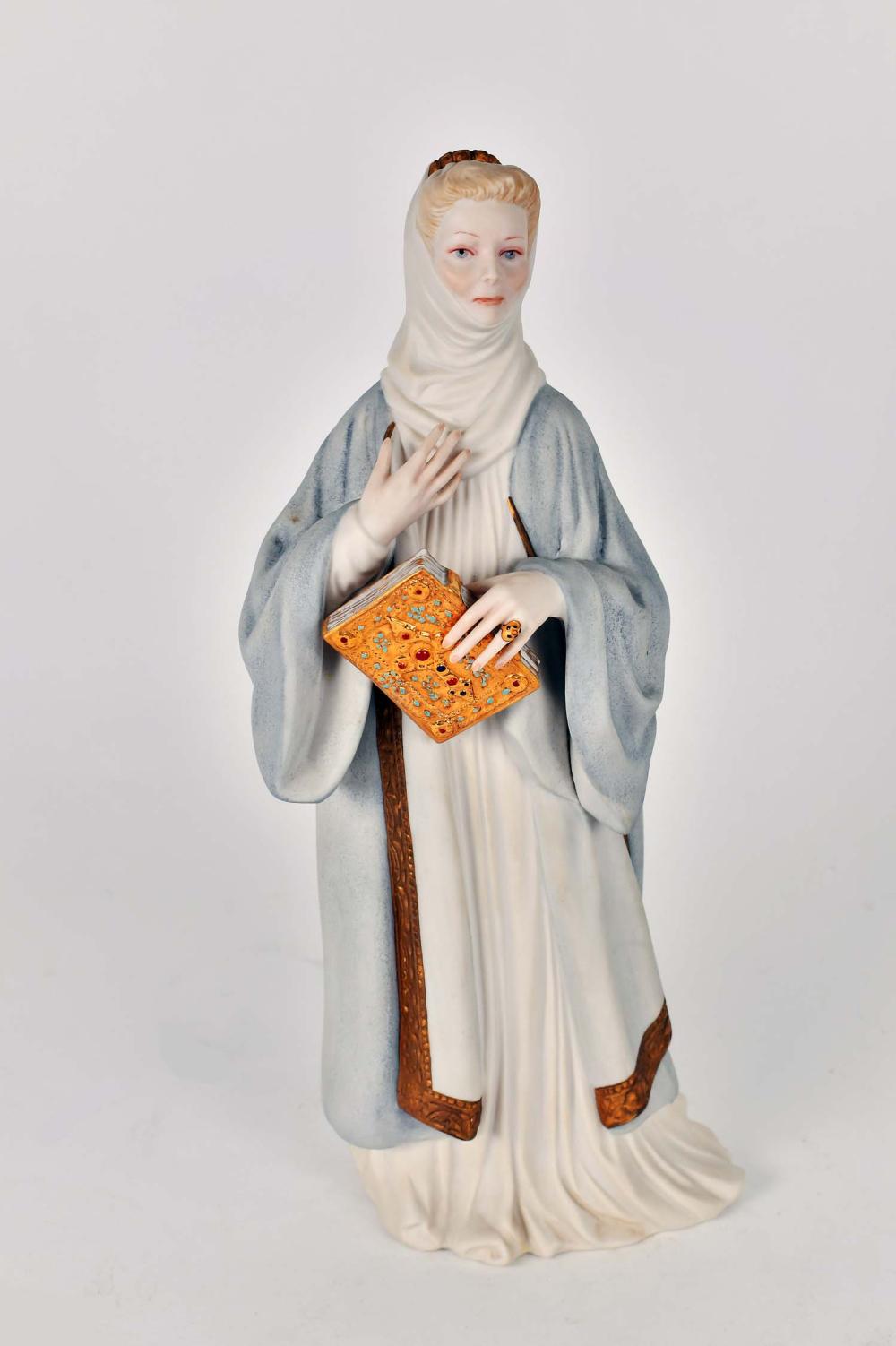 CYBIS PORCELAIN FIGURE OF KATHERN 35436e