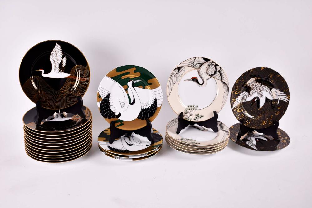 TWENTY-FIVE VARIOUS FITZ & FLOYD PORCELAIN