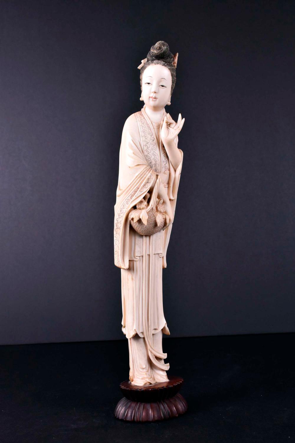 CHINESE CARVED FIGURE OF A MEIRENThe