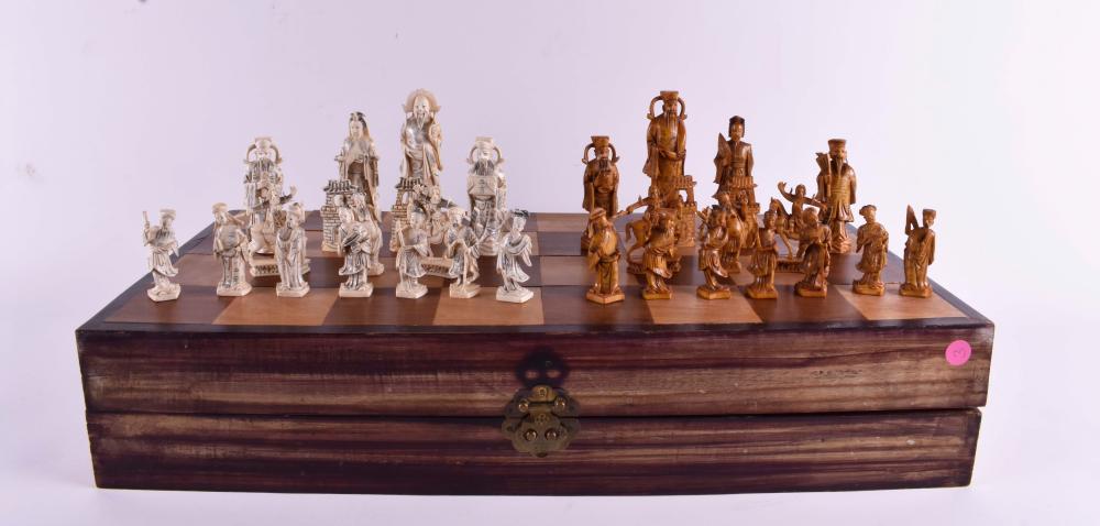 CHINESE CARVED BONE CHESS SET20th 3544af