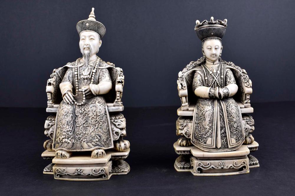 CHINESE CARVED STAINED SEATED 3544f6