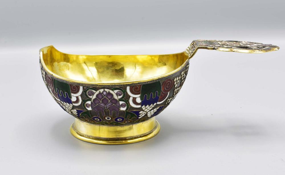 RUSSIAN SILVER AND ENAMELED KOVSHBearing 35454b