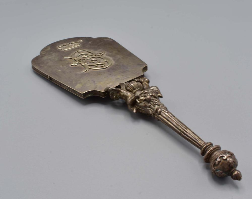 UNUSUAL CONTINENTAL SILVER HAND