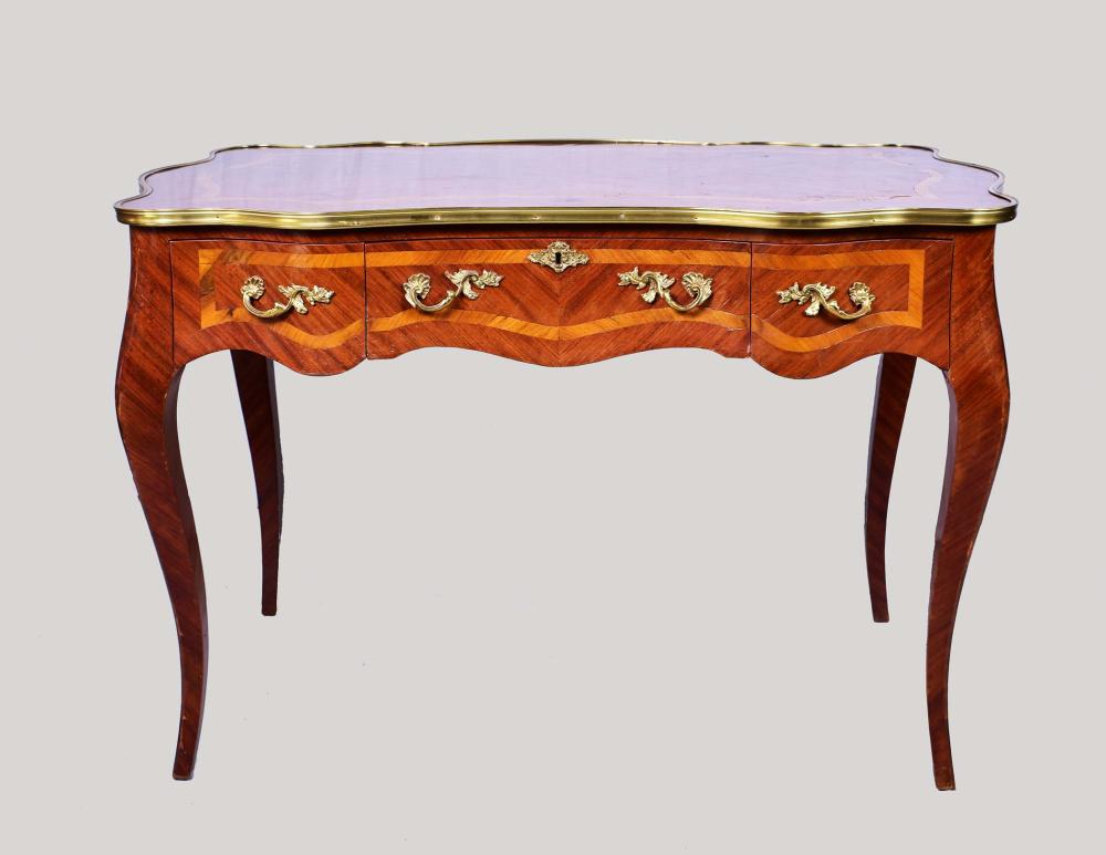 LOUIS XV STYLE BUREAU PLATLOUIS