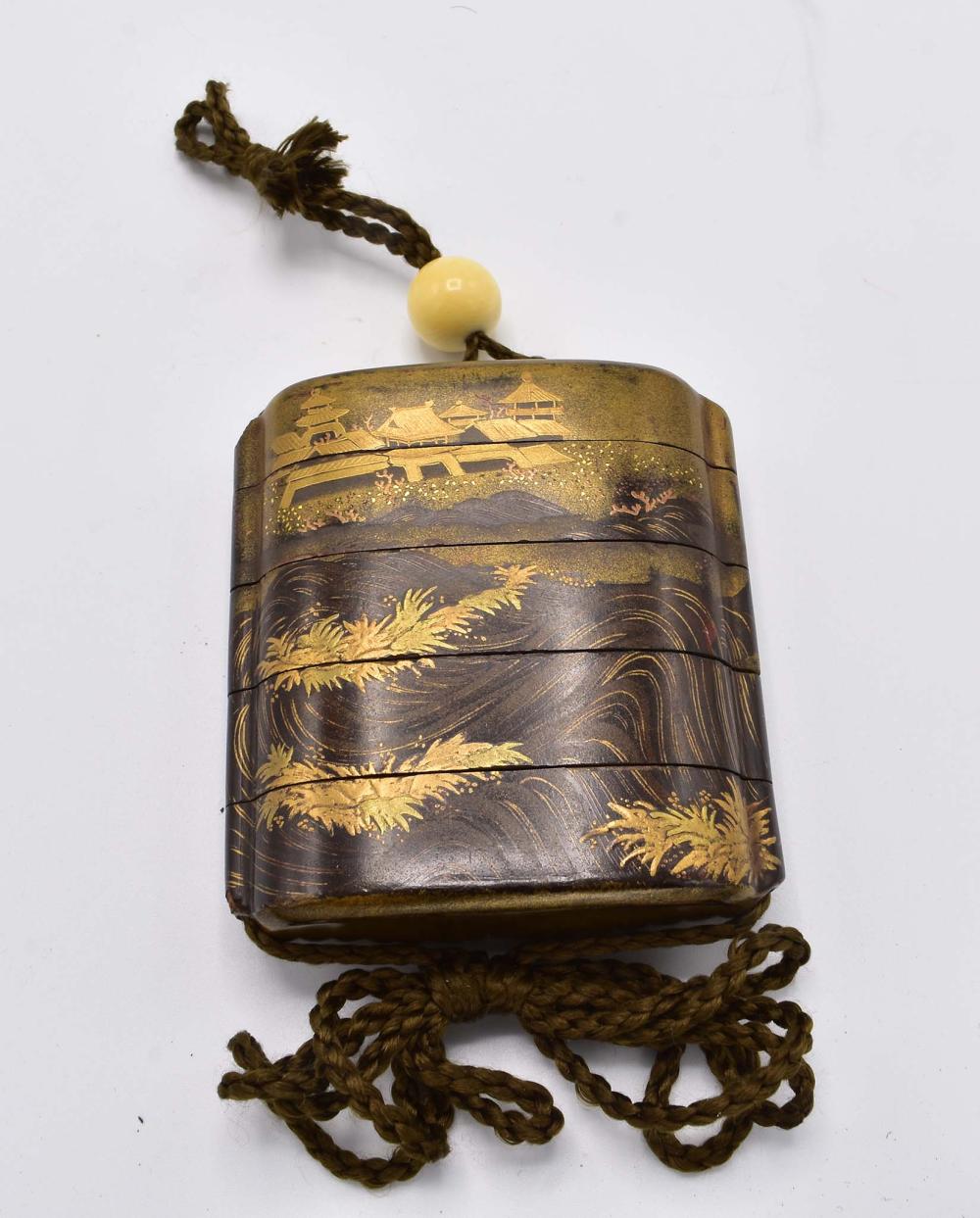 FINE JAPANESE GILT DECORATED LACQUER 3545cc