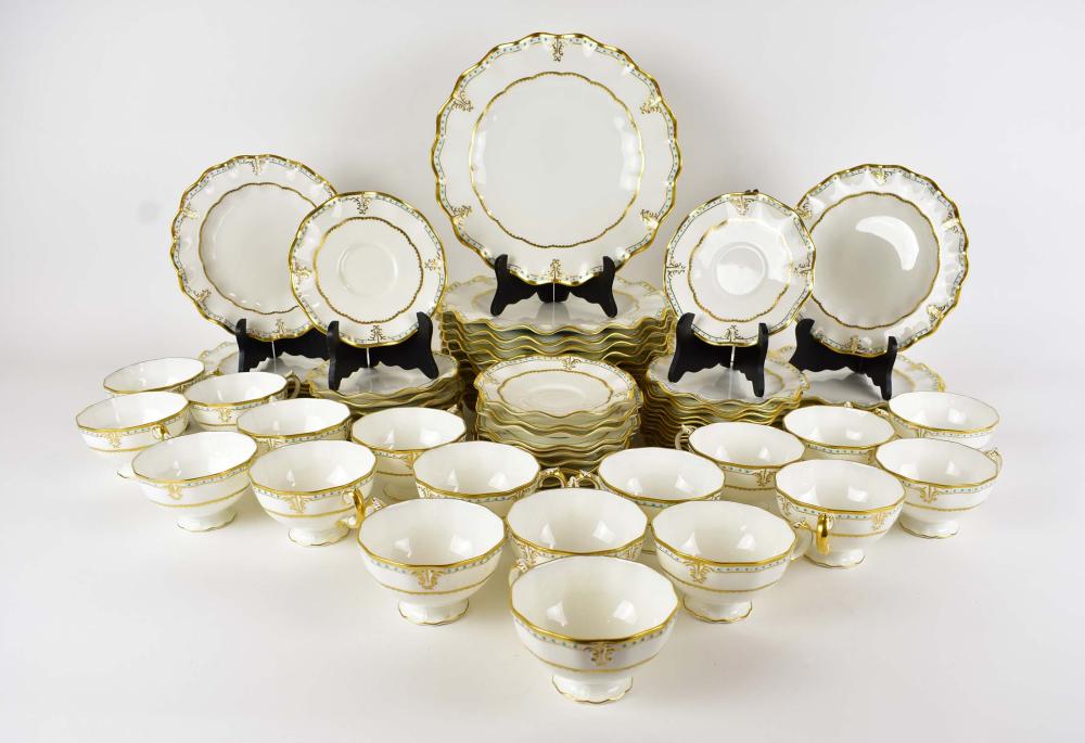 ROYAL CROWN DERBY 72 PC PORCELAIN