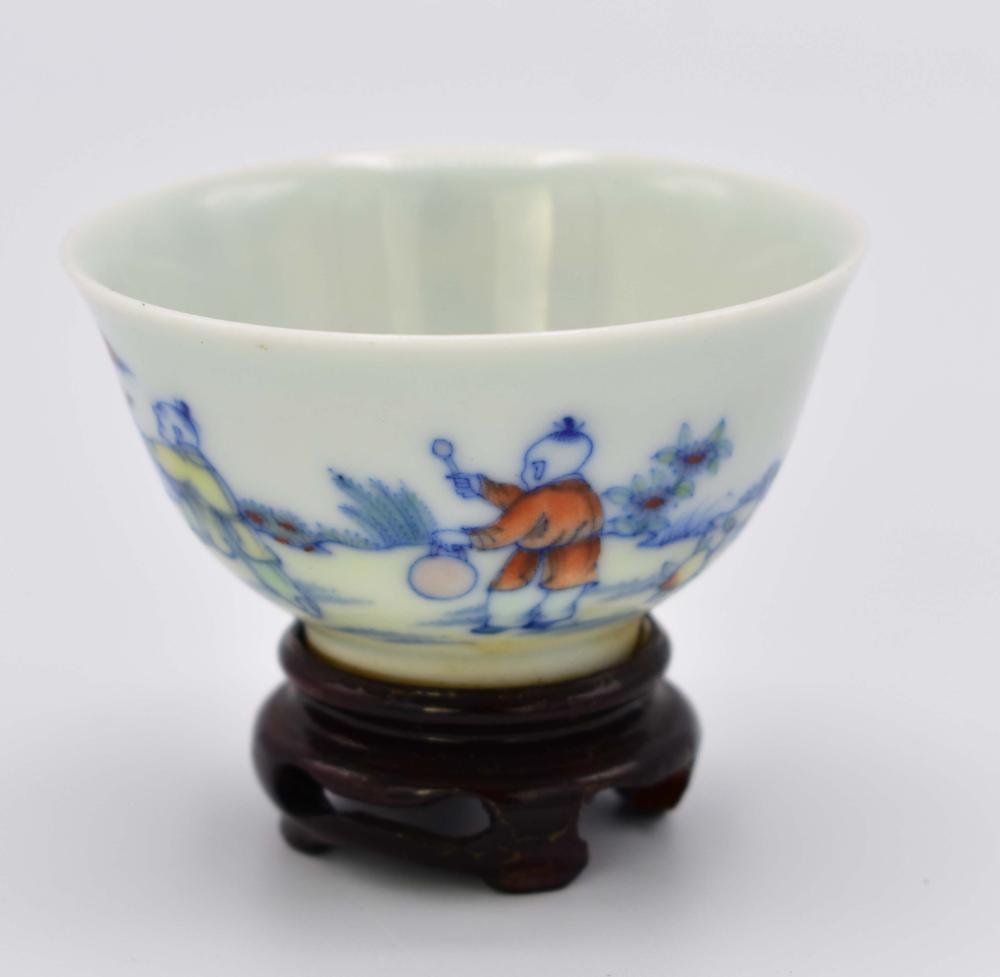 CHINESE BLUE & WHITE PORCELAIN TEA CUPChing