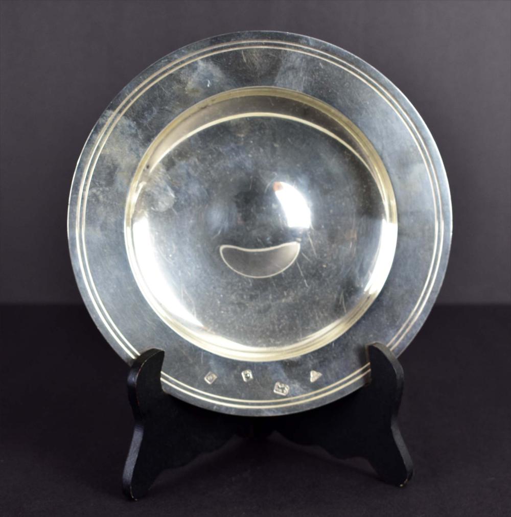 ENGLISH GARRARDS CO SILVER DISH1913  35470c