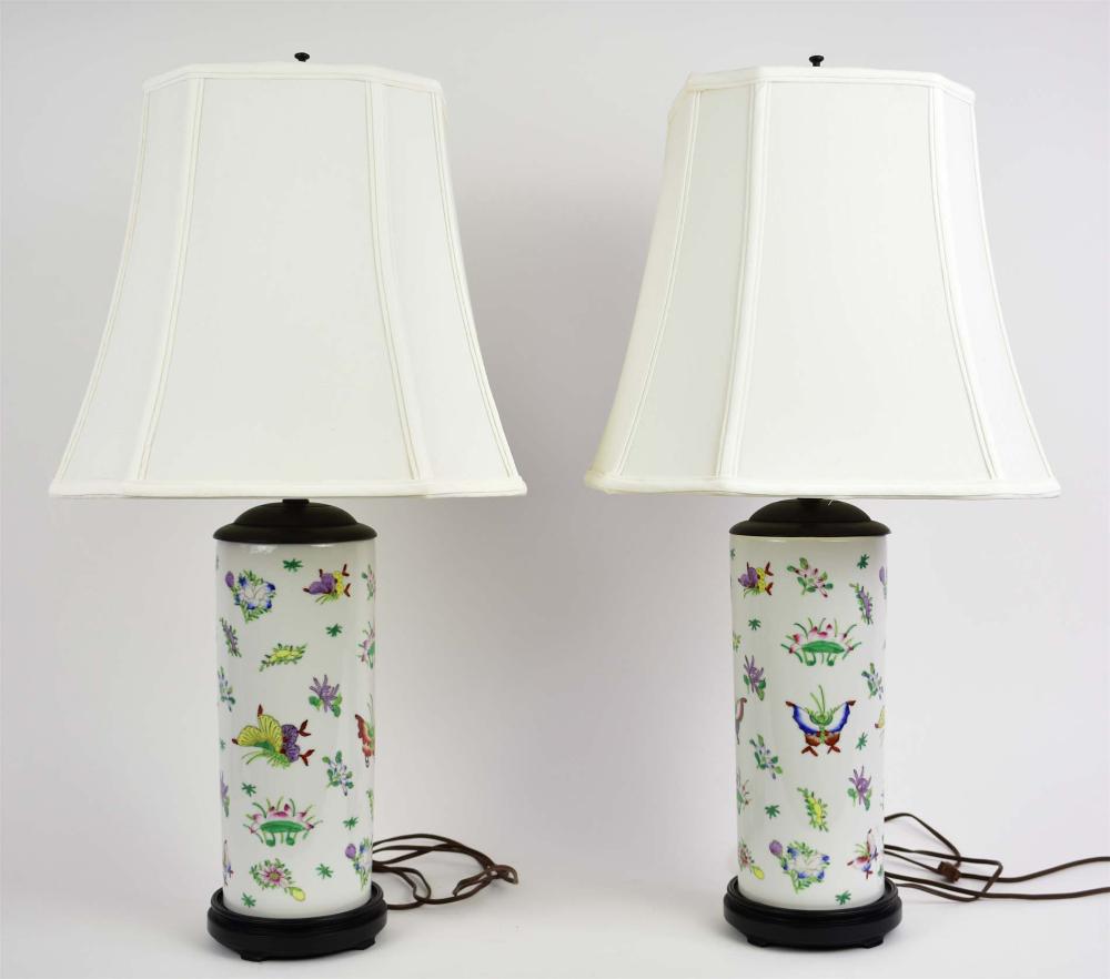 PAIR OF CHINESE PORCELAIN LAMPSModern  354727