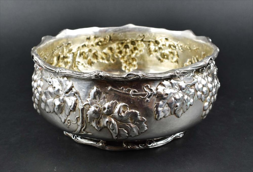 AMERICAN STERLING SILVER GRAPE BOWLGorham,