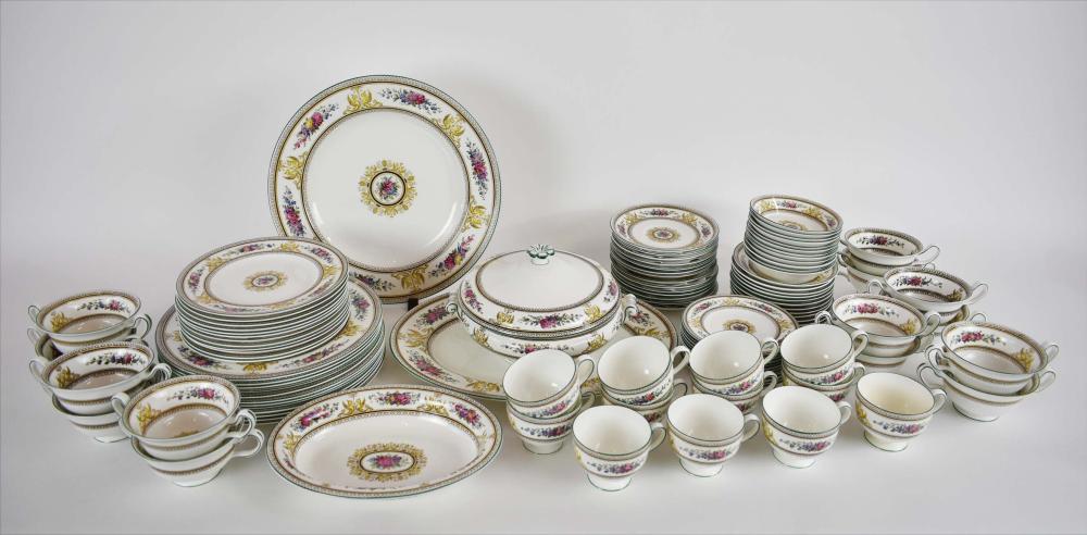 WEDGWOOD PORCELAIN 103 PIECE DINNER