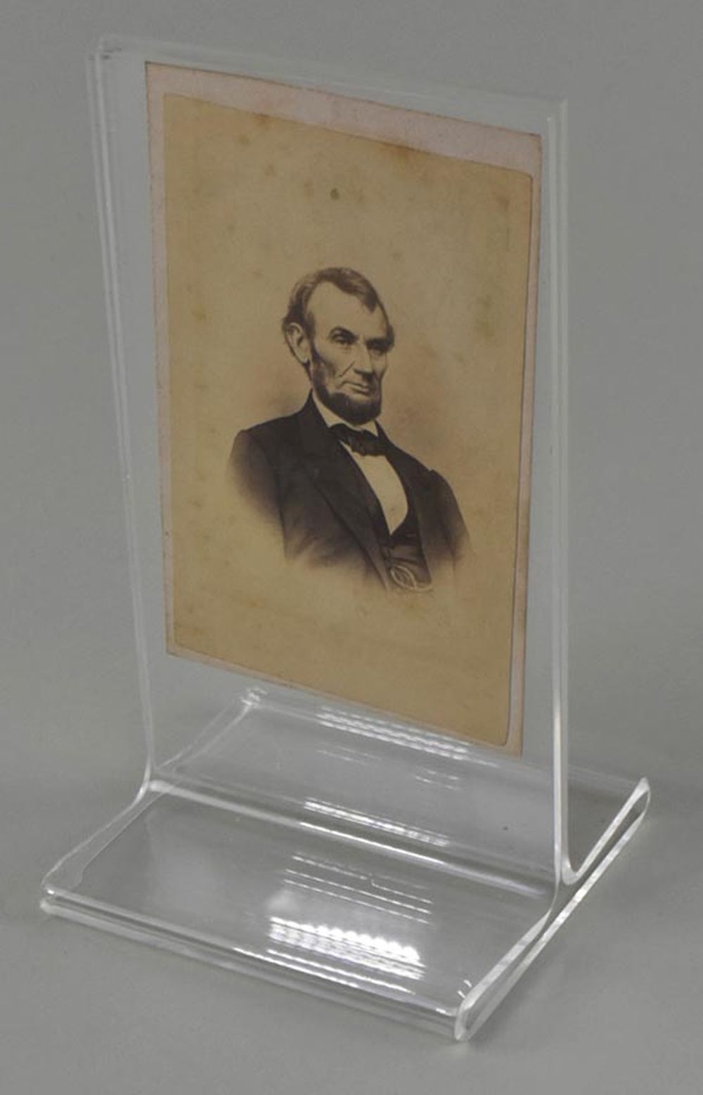 CDV LINCOLN PORTRAIT TAKEN IN 35485a