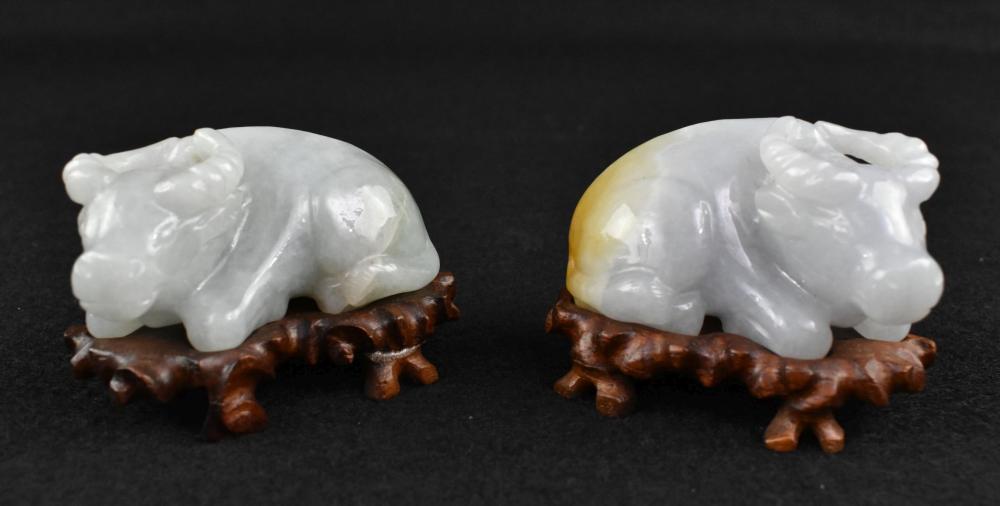 PAIR OF CHINESE JADEITE BUFFALOEach